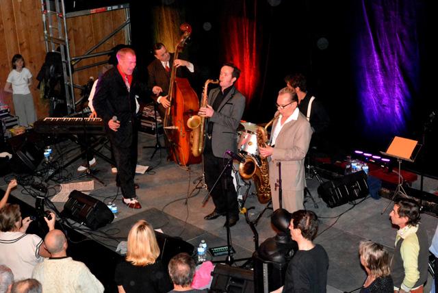 min 2015 11 22 station danse 084